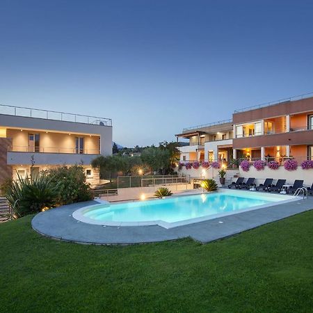 Villa Aurora-Holiday Home Apt3 Bardolino Luaran gambar