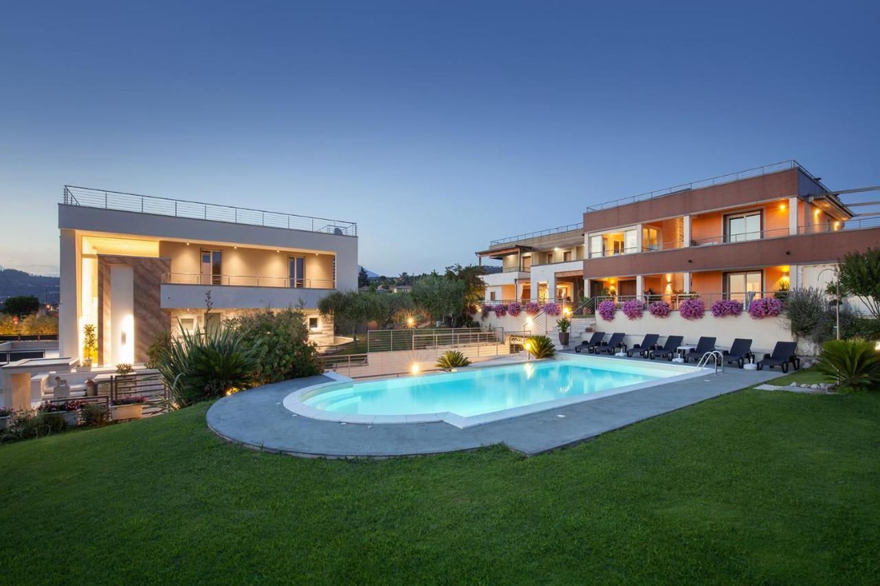 Villa Aurora-Holiday Home Apt3 Bardolino Luaran gambar
