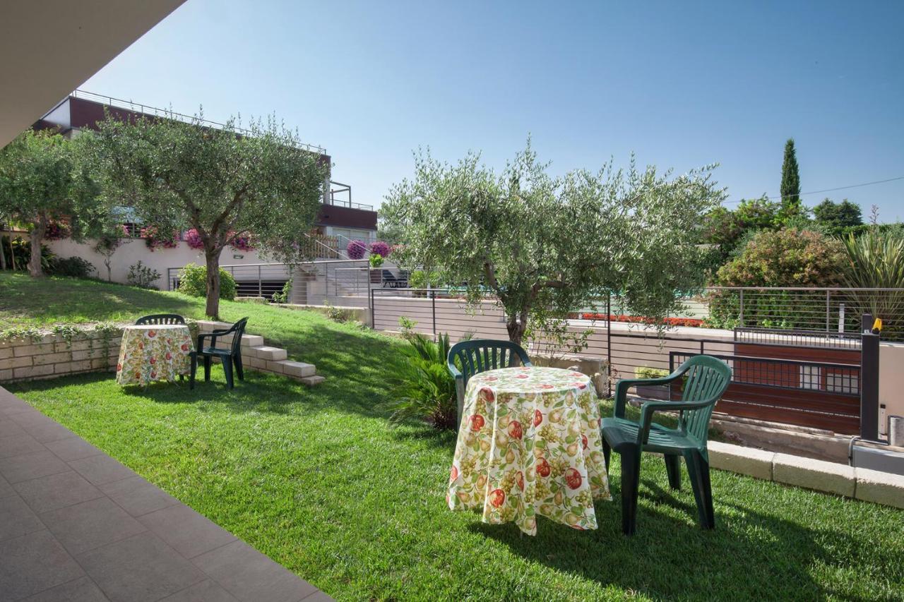 Villa Aurora-Holiday Home Apt3 Bardolino Luaran gambar