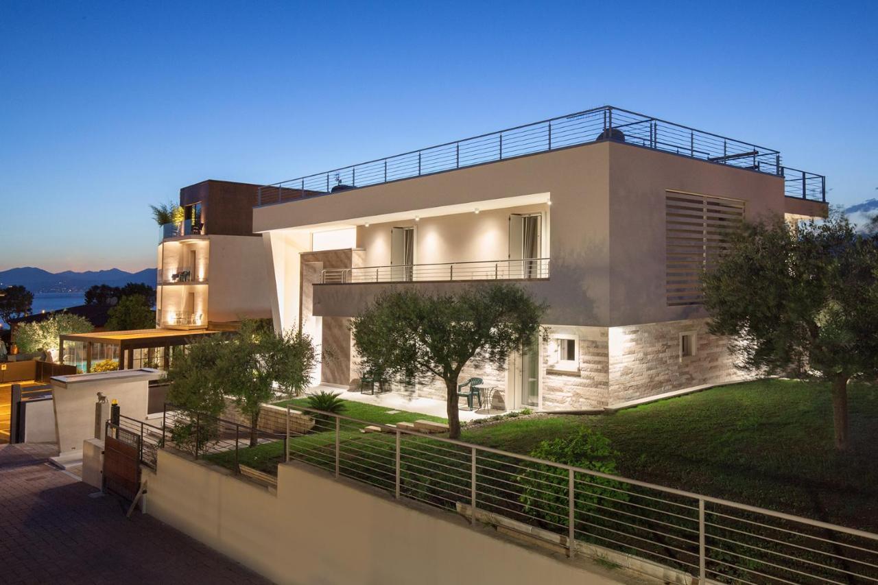 Villa Aurora-Holiday Home Apt3 Bardolino Luaran gambar